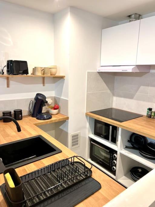 Le Jeanne, Appartement En Duplex Proche Forteresse Et Centre Ville Chinon Exterior photo