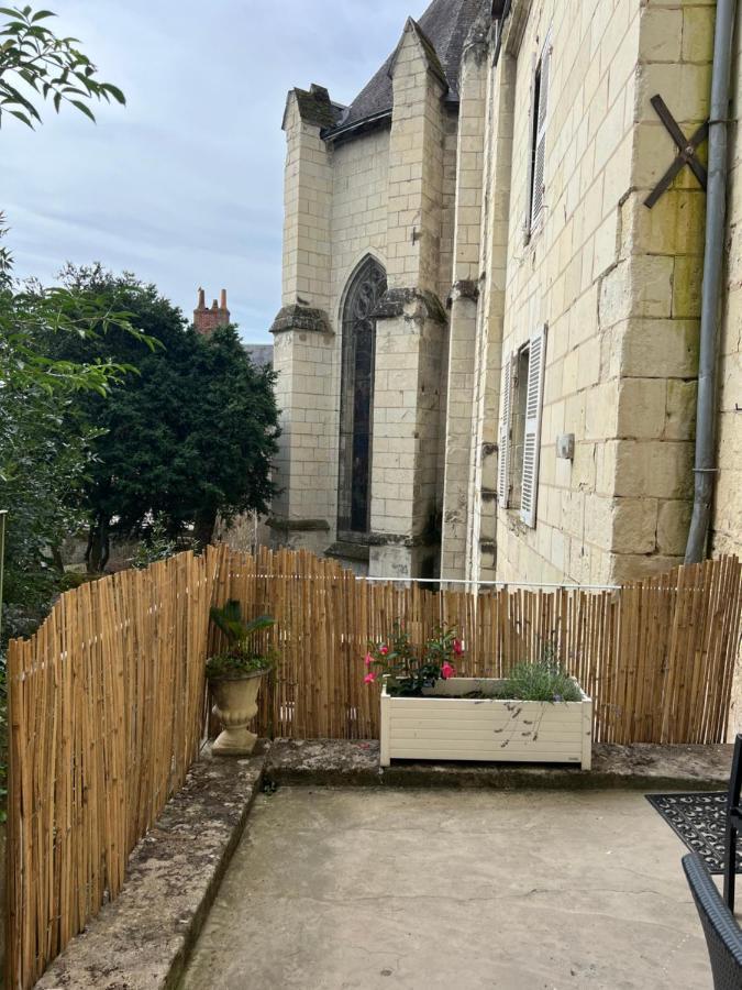 Le Jeanne, Appartement En Duplex Proche Forteresse Et Centre Ville Chinon Exterior photo