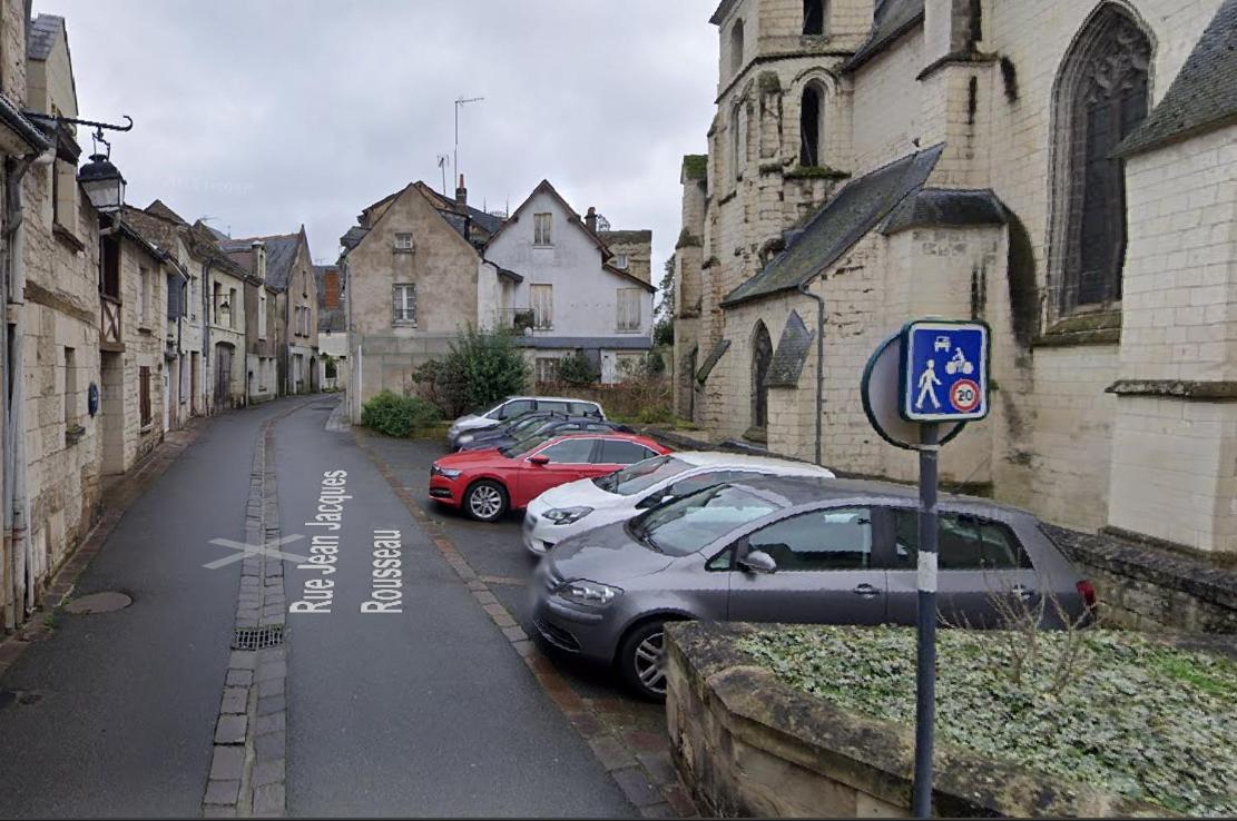 Le Jeanne, Appartement En Duplex Proche Forteresse Et Centre Ville Chinon Exterior photo